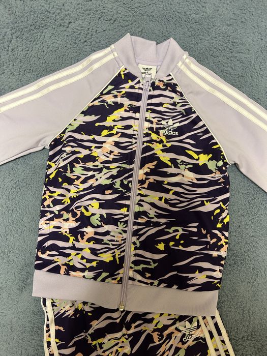 Trening adidas marimea 104