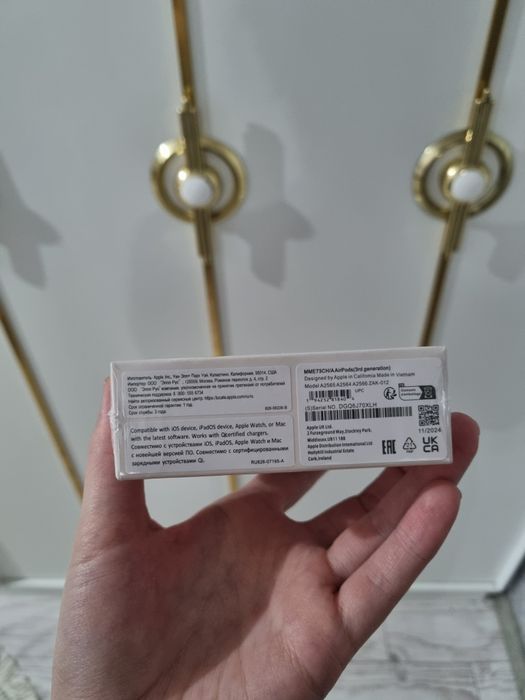 AirPods наушник сатамын