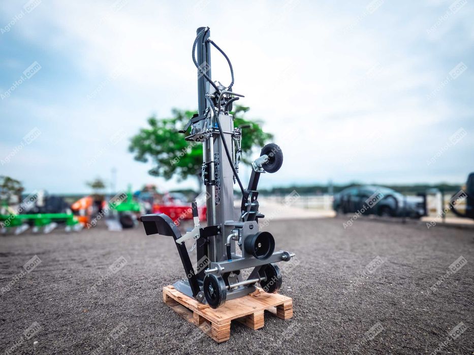 Despicător de lemne acționat prin cardan (max. 30 t) / Jansen TS-30