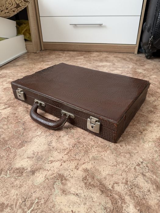 Совесткий дипломат портфель СССР