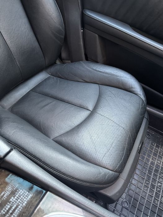 Продам сидения w211