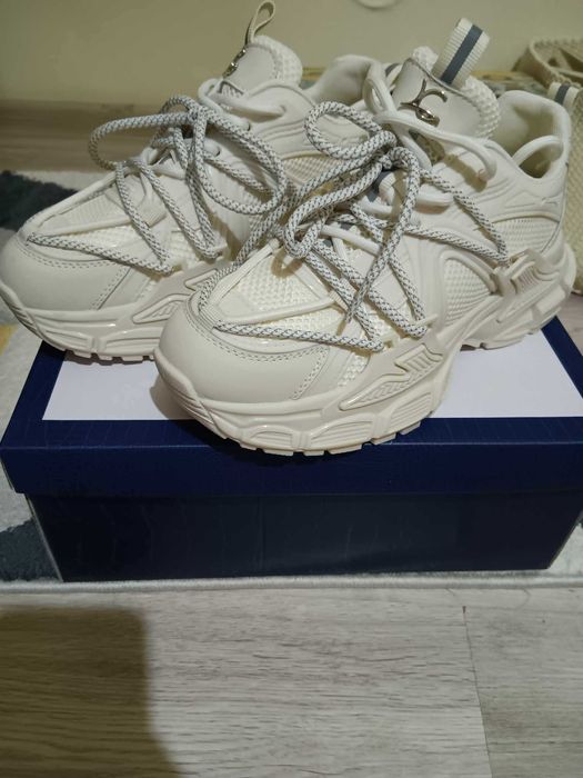 Sneakers Luca din Gioia( Benvenuti), mărime 37, piele