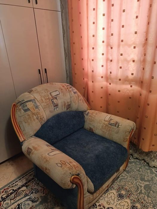 Диван и кресла, мягкий уголок