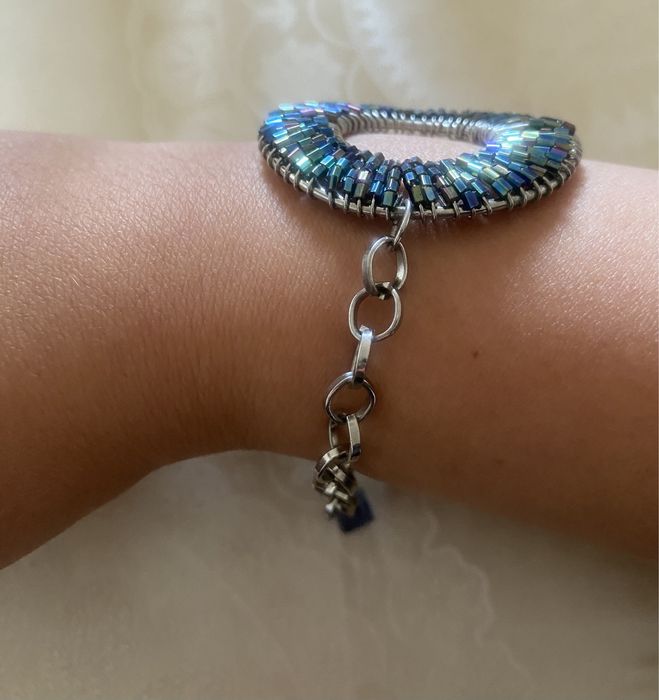 Дамска гривна аксесоар