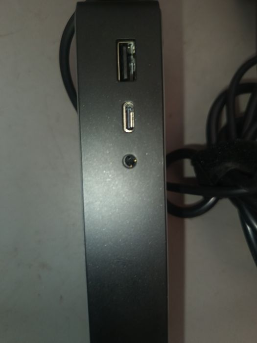 Докинг станция HP в комплект с оригинално зарядно