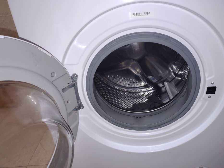 Продавам пералня vestfrost kat-508