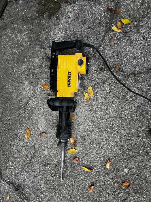 Къртач DeWalt professional
