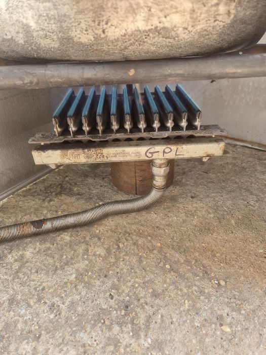 Arzator cazane de tuica si pirostrii si ceaune