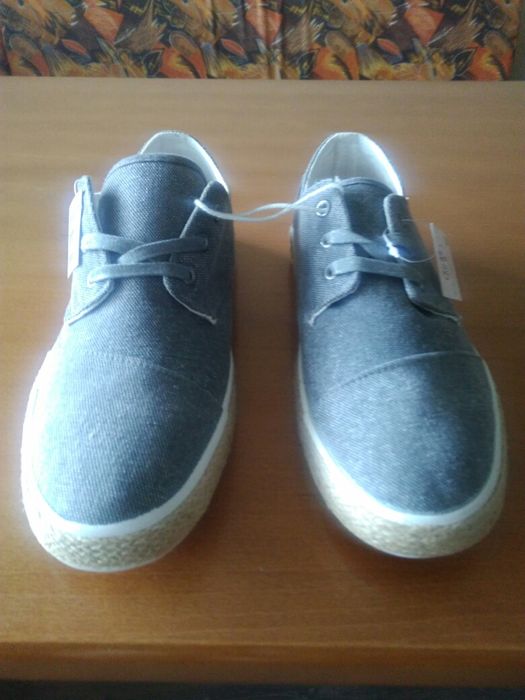 Мъжки обувки спортни