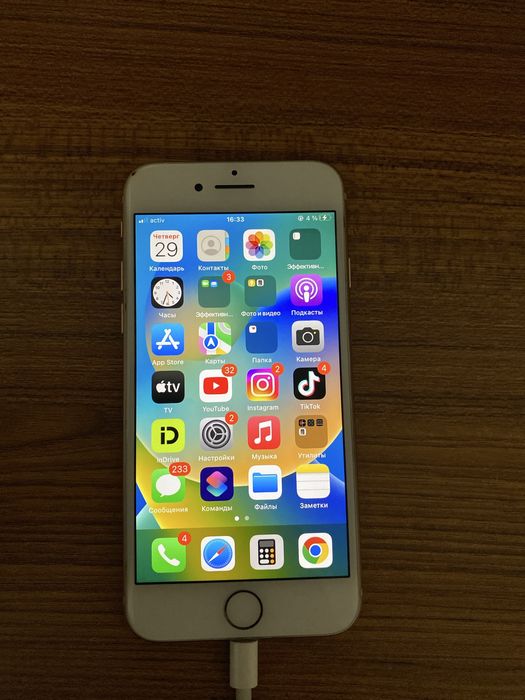 Продается Iphone 8