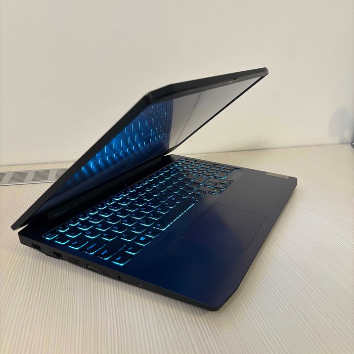 Laptop Lenovo Ideapad Gaming 3 15IMH05 Complet Functional I Procesor i5, Placa Video GTX 1650 4GB