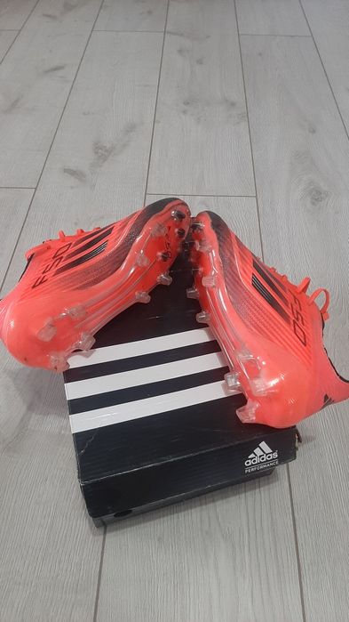 Продам бутцы 40 р.