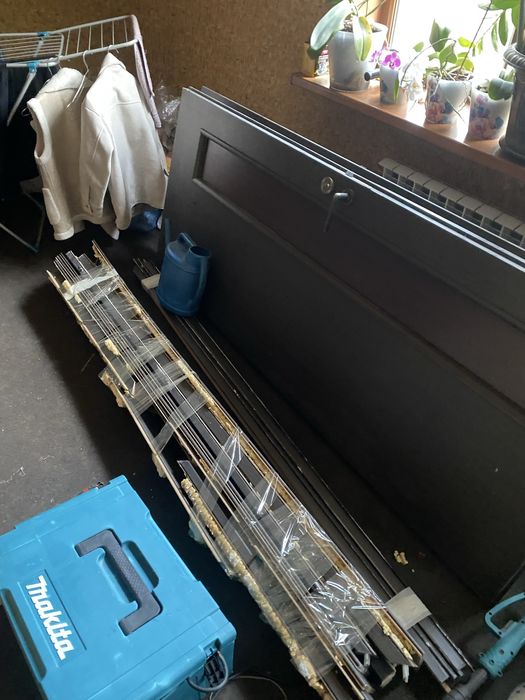 Двери с коробками б/у