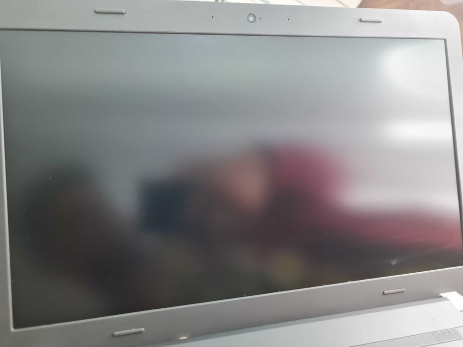 Lenovo E550 на части Дисплей