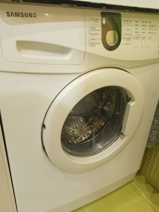 Продам стиральную машину