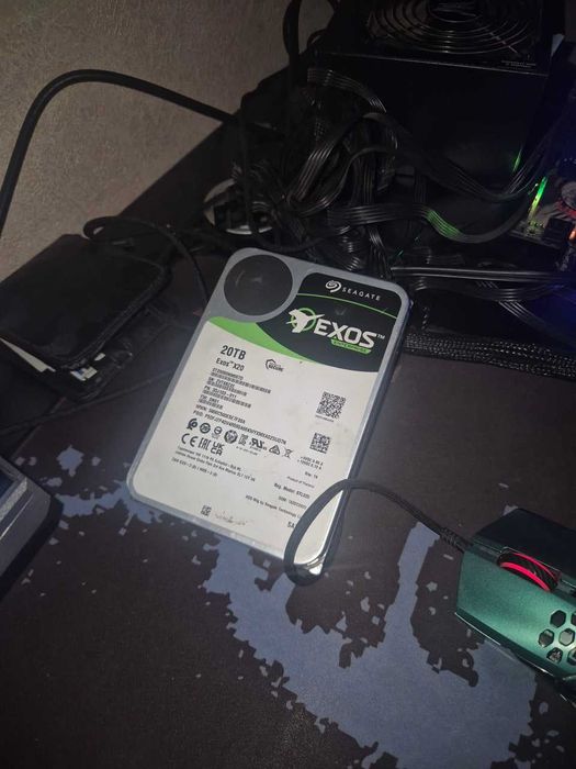 Жесткий диск Seagate EXOS 20 TB