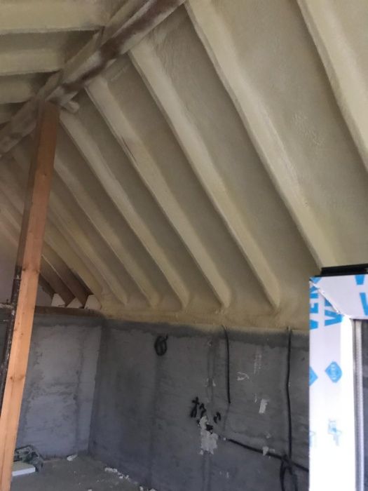 Izolatii cu spuma poliuretanica /izolatie / poliuree celuloza hidro