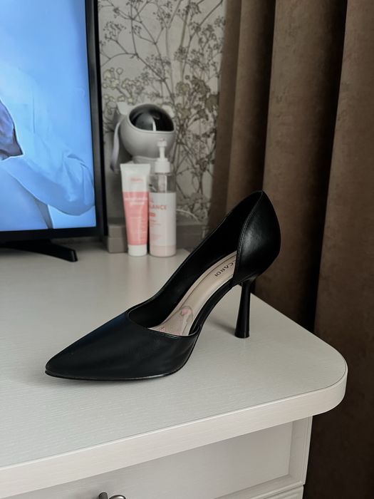 Продам туфли новые!