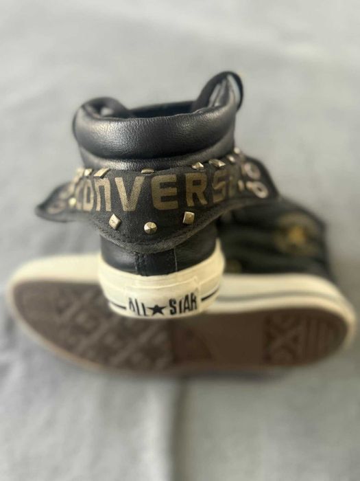 Vand   2 perechi ghete CONVERSE 37,5