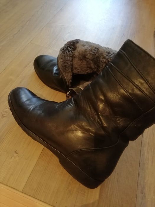 Продам обувь 37/ 38 размер