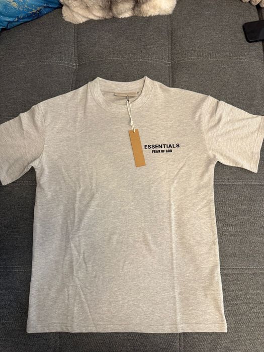 tricou essentials