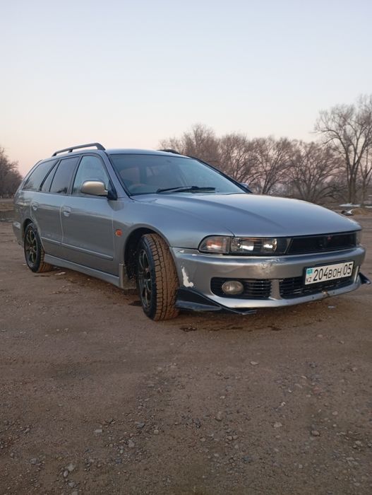 Mitsubishi Legnum 2.5л.