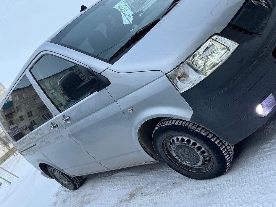Volkswagen Transporter 2009 год