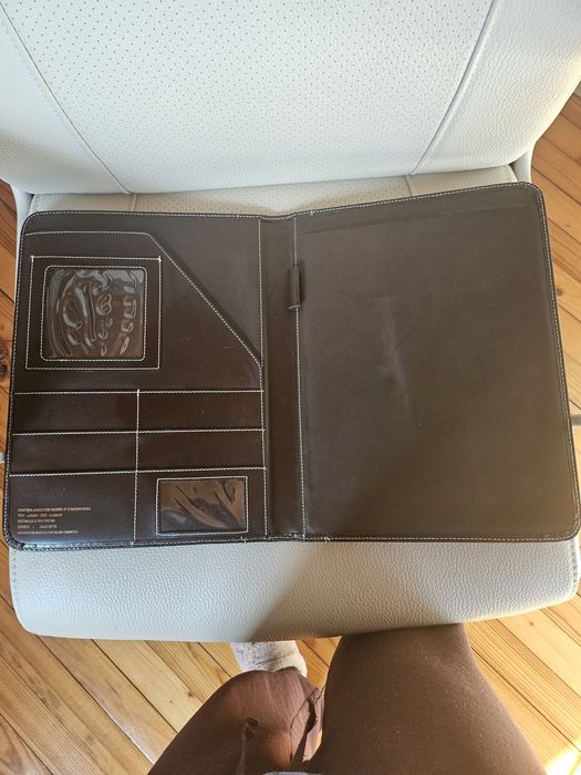 Кожена папка и книга за рисуване