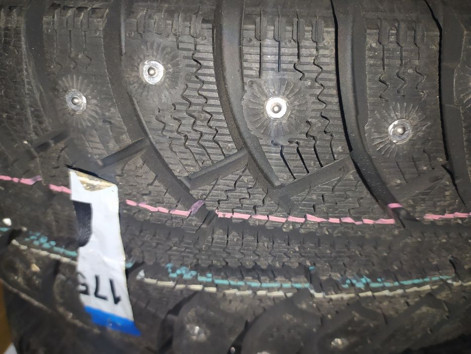 Новые резины зима  4шт 70.000