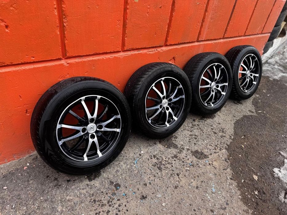 Продам комплект летних шин