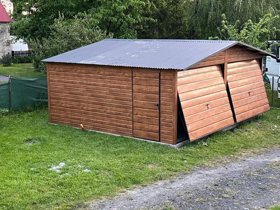 Facem  Garaje  auto  din panouri sandwich