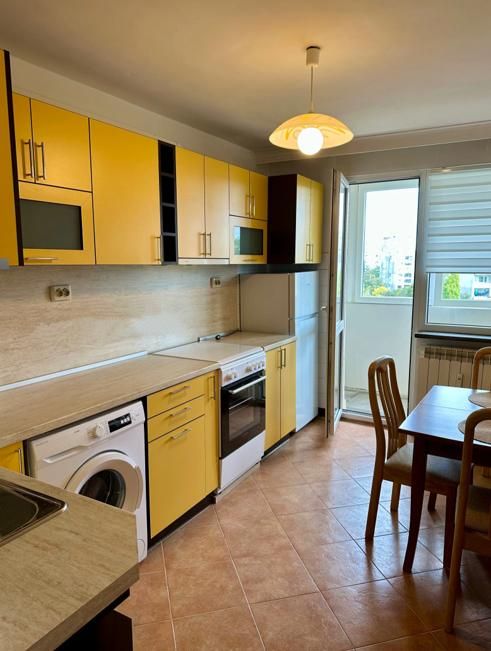 Дава се под наем Двустаен апартамент в София, Гевгелийски - 67 кв.м за 475 € - Снимка #1