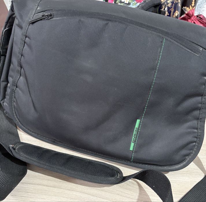 Фотоаппарат Canon EOS 2000D