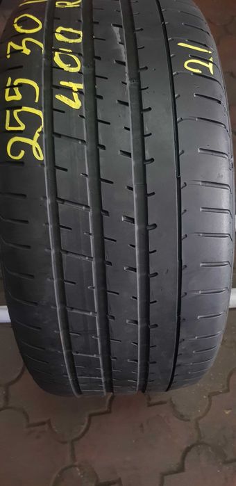 anvelope  255/30/19