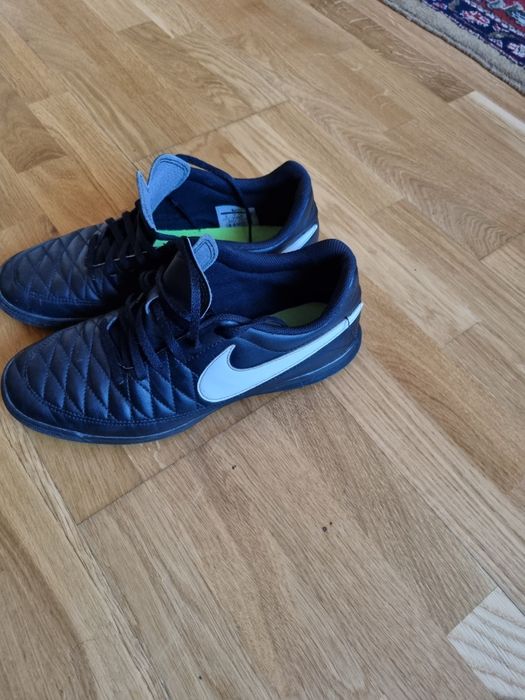Vand adudasi nike 41