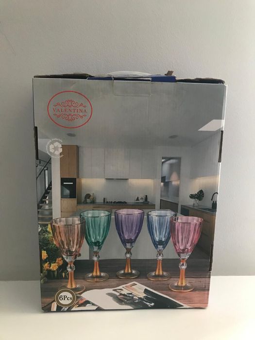 Продам набор фужеров.