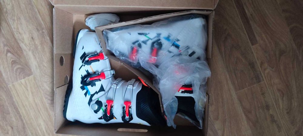 Детски ски обувки в отлично състояние