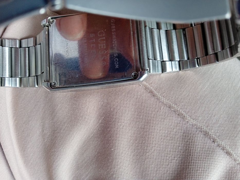 Продам мужские часы Guess
