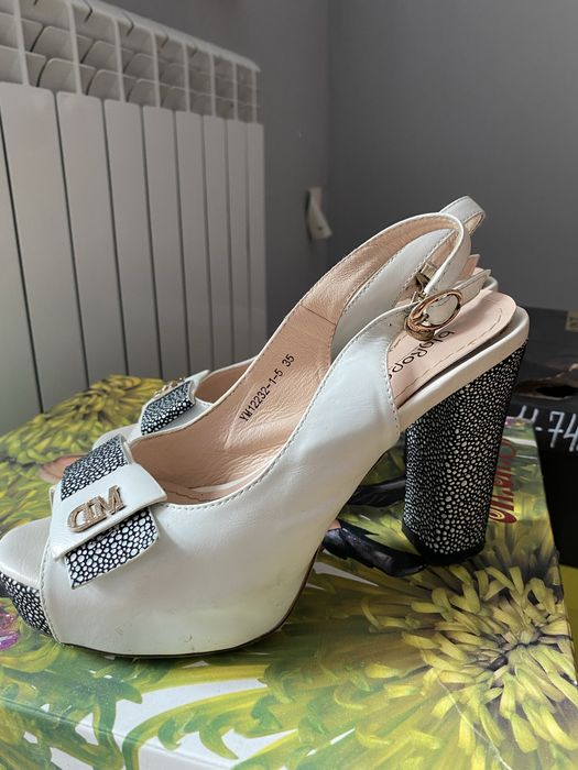 Туфли, босоножки