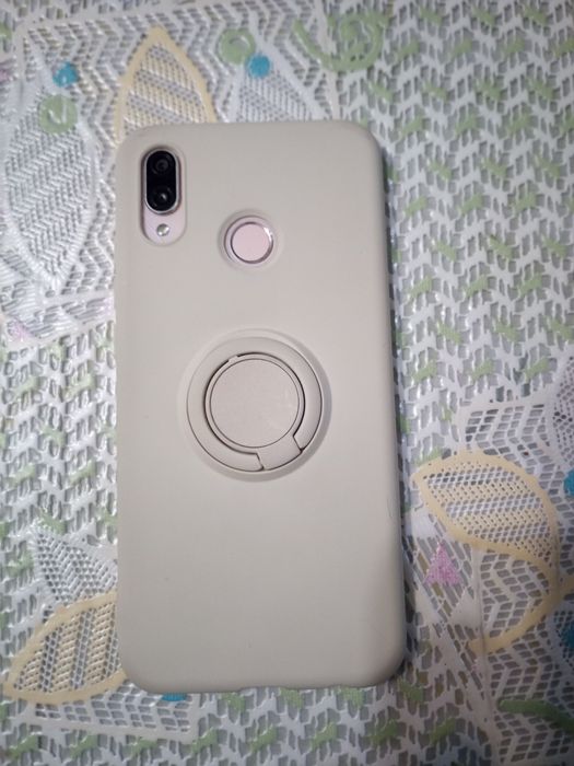 Huawei P 20 Lite 4/64гб