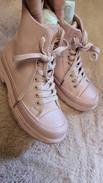 Боти за момиче размер 36