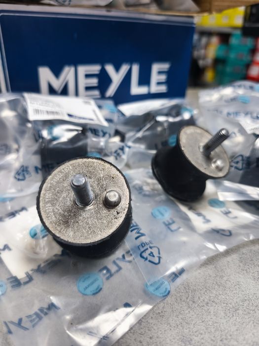 BMW E34 E39 E36 подушки Коробки