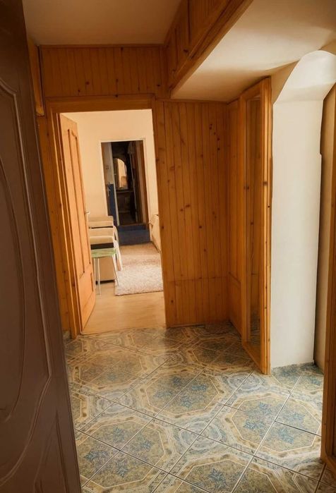 Proprietar, vând apartament cu 2 camere, zona Spiru Haret., Buzau