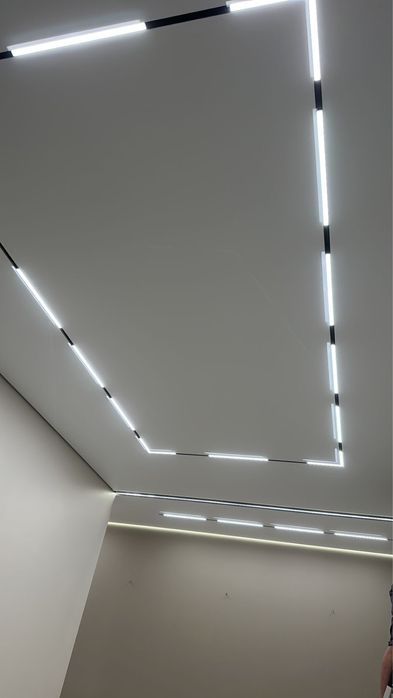 Стильные натяжные потолки под ключ