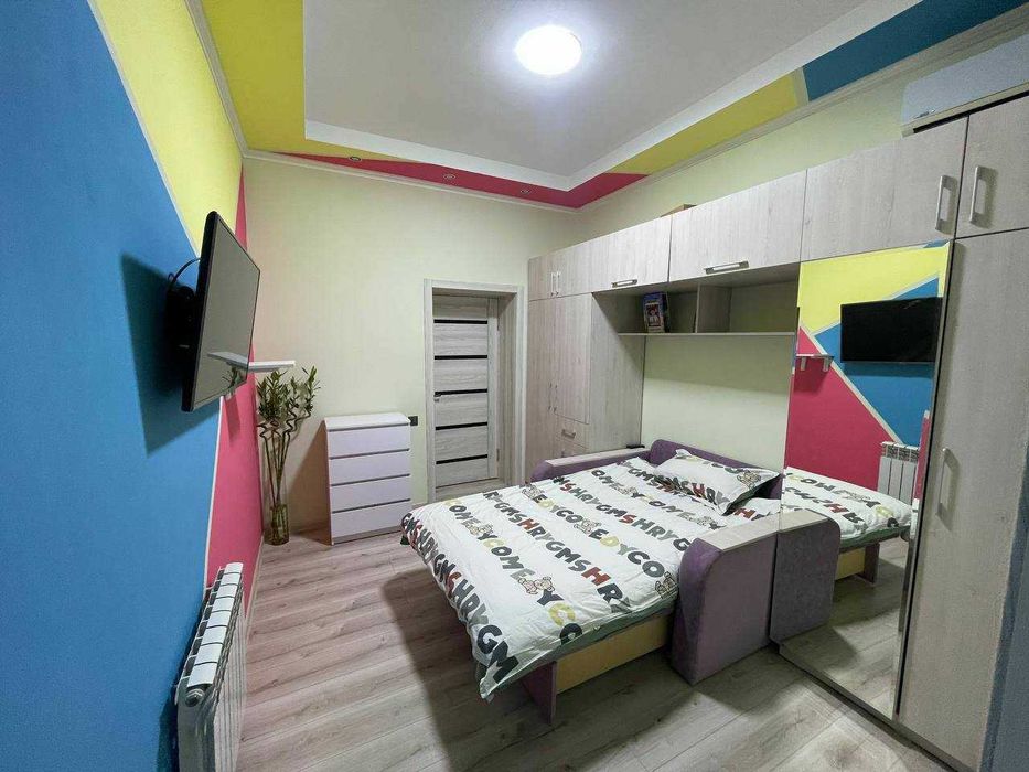 Чиланзар 1, 2/4/4, балкон 2*4, 58м2, Высокопотолочка