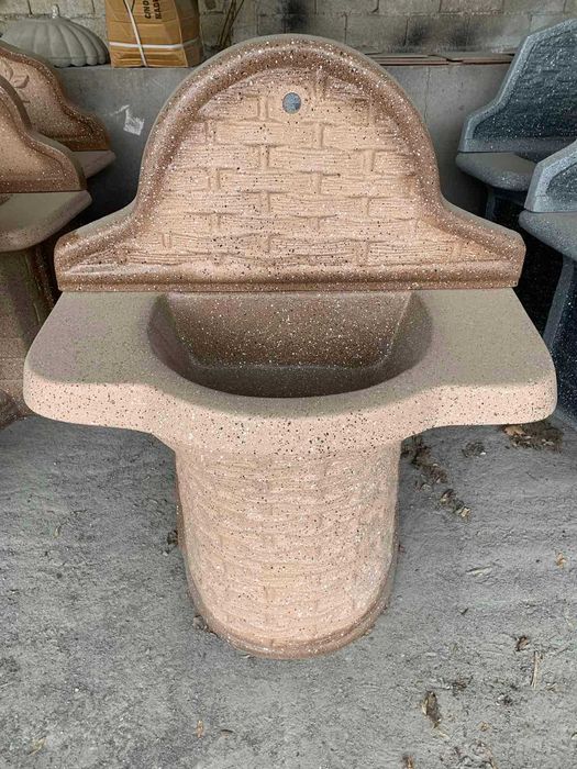 Италиански Паркови и Градински Чешми