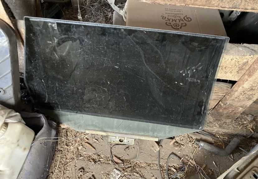 Продам запчасти на ваз 2111