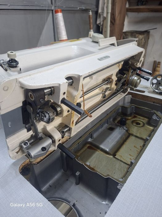 Продавам професионална почти нова шевна машина  Sen Sei