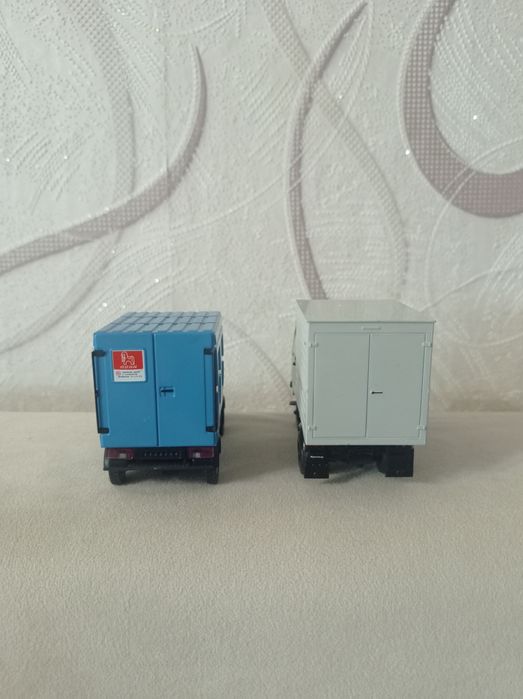 Модельки грузовиков в масштабе 1/43.