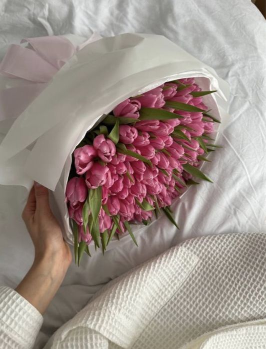 Тюльпаны на 8 марта